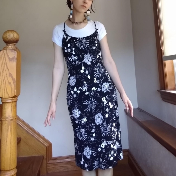 Jacob slip dress - Picture 2 of 4